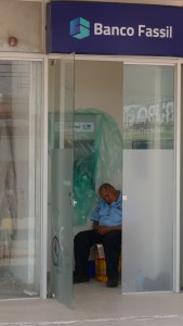 001 Banco Santa Cruz