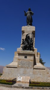 006-heroinas-de-la-coronilla